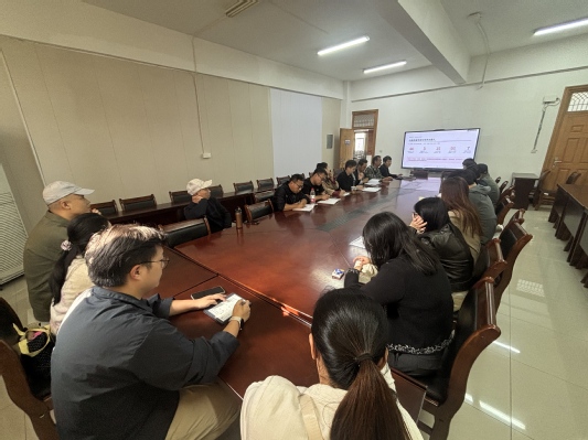 【图1】专题党课学习现场